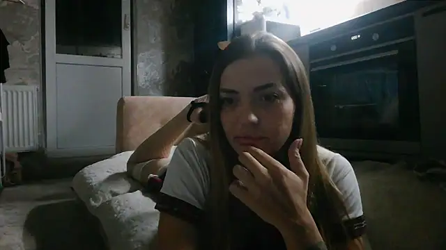 MoonChristie online show from 30, 9, 2025