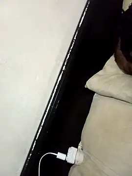 Snapshot of Khutsomokaka4 chatting on 9, 11, 2025 Khutsomokaka4 online show from 9, 11, 2025