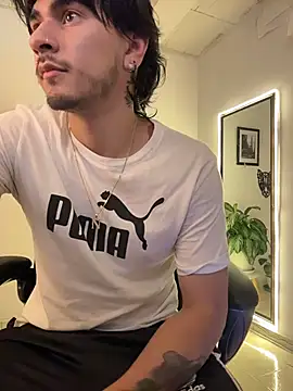 Snapshot of Elian_savoy chatting on 22, 10, 2025 Elian savoy online show from 22, 10, 2025