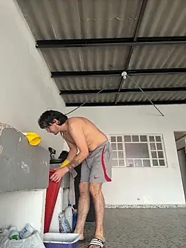 Snapshot of Elian_savoy chatting on 4, 12, 2025 Elian savoy online show from 4, 12, 2025