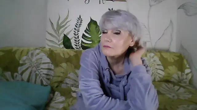 Catty Lady online show from 18, 1, 2026