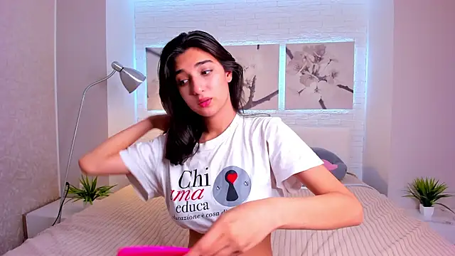 Snapshot of Elfy_Rare_ chatting on 25, 10, 2025 Elfy Rare online show from 25, 10, 2025