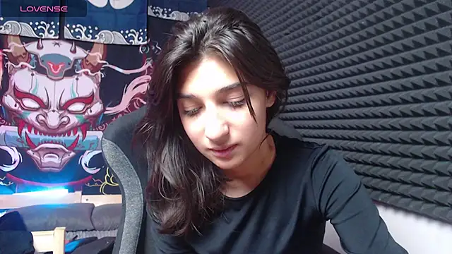 Snapshot of Elfy_Rare_ chatting on 14, 11, 2025 Elfy Rare online show from 14, 11, 2025