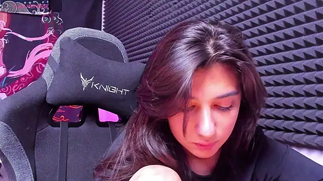 Snapshot of Elfy_Rare_ chatting on 19, 11, 2025 Elfy Rare online show from 19, 11, 2025