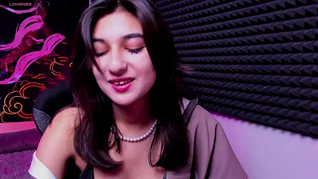 Snapshot of Elfy_Rare_ chatting on 22, 11, 2025 Elfy Rare online show from 22, 11, 2025