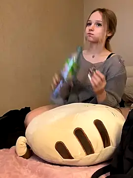 softlyblessed online show from 9, 10, 2025