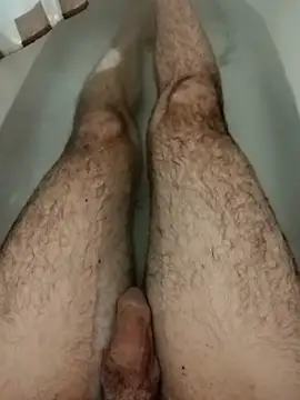 Snapshot of picyu060 chatting on 26, 11, 2025 picyu060 online show from 26, 11, 2025