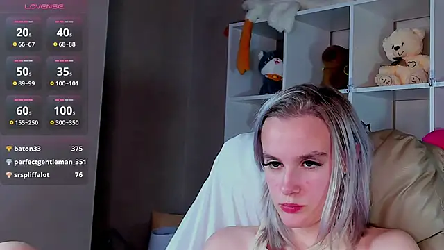 Snapshot of Carolin_Miller chatting on 21, 11, 2025 Carolin Miller online show from 21, 11, 2025