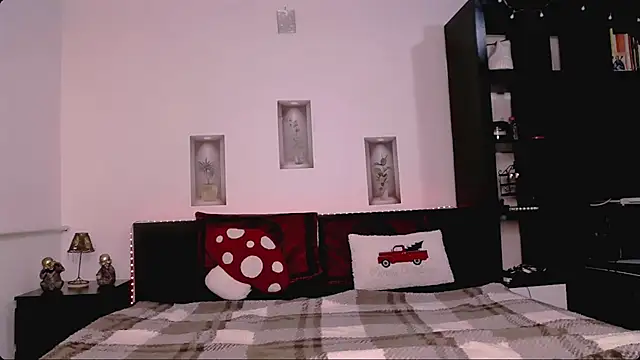 M1kaylaRaven online show from 28, 11, 2025