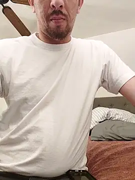 Snapshot of himNIGuys chatting on 27, 3, 2026 himNIGuys online show from 27, 3, 2026