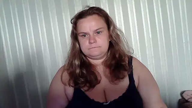HollyXEva online show from 9, 9, 2025