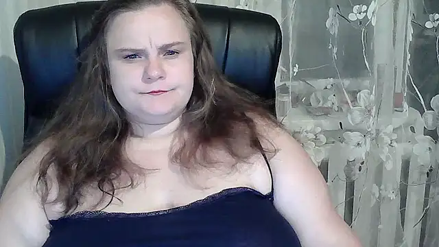 HollyXEva online show from 9, 9, 2025
