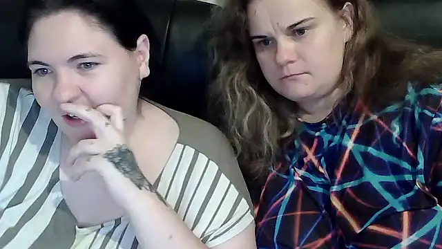 HollyXEva online show from 23, 9, 2025