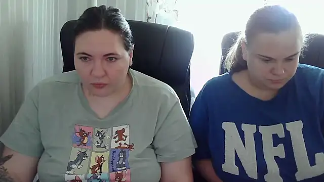 HollyXEva online show from 26, 9, 2025