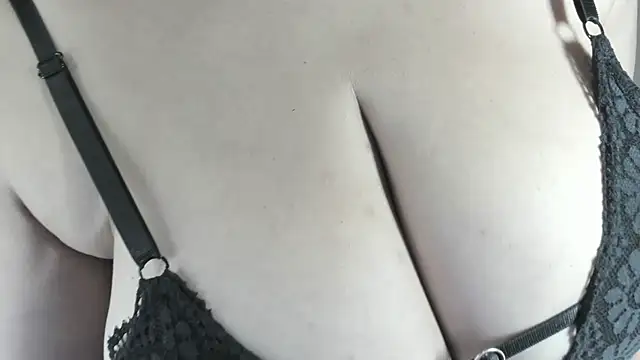 cami hotboobs online show from 18, 3, 2026