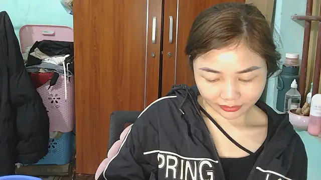 Uhem112 online show from 3, 12, 2025