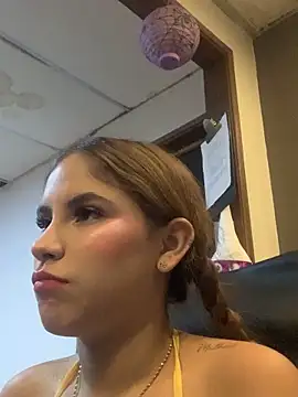 MiiluRosse online show from 28, 10, 2025