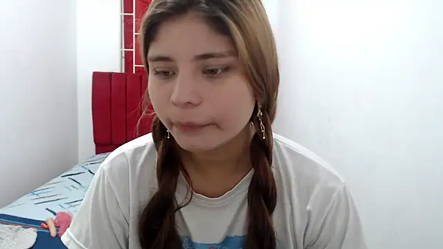 keilicita tonny 18 online show from 14, 1, 2026