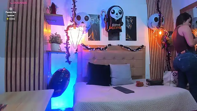  samanthaa foxx online show from 21, 10, 2025