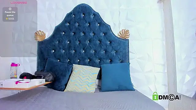  samanthaa foxx online show from 10, 2, 2026