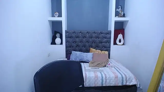 LauraMossart online show from 8, 10, 2025