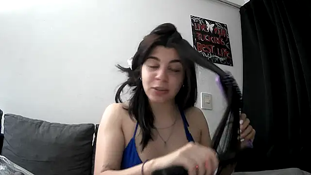 Snapshot of VioletaZein chatting on 16, 11, 2025 VioletaZein online show from 16, 11, 2025