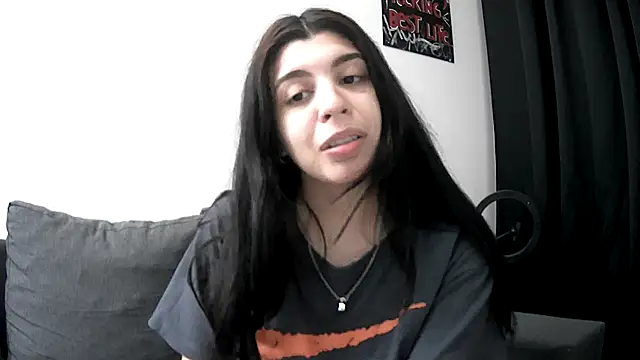 Snapshot of VioletaZein chatting on 22, 11, 2025 VioletaZein online show from 22, 11, 2025