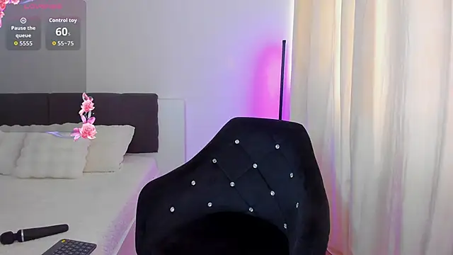 AshleyEttheenn online show from 12, 10, 2025