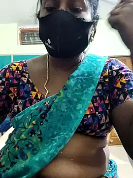 Snapshot of papukurty chatting on 19, 10, 2025 papukurty online show from 19, 10, 2025