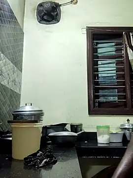 Snapshot of papukurty chatting on 20, 10, 2025 papukurty online show from 20, 10, 2025