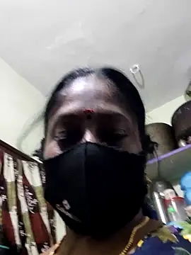 Snapshot of papukurty chatting on 17, 11, 2025 papukurty online show from 17, 11, 2025