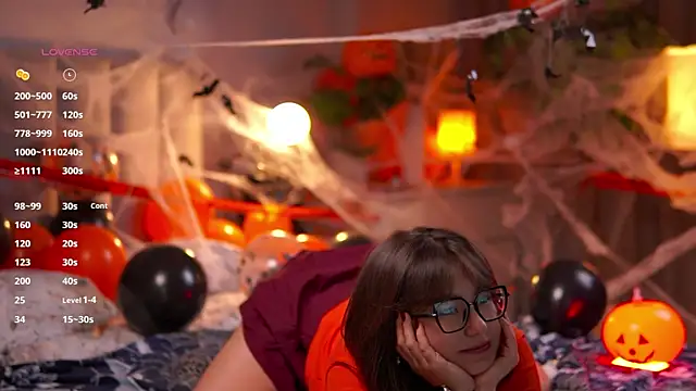 Julia PR0 online show from 1, 11, 2025