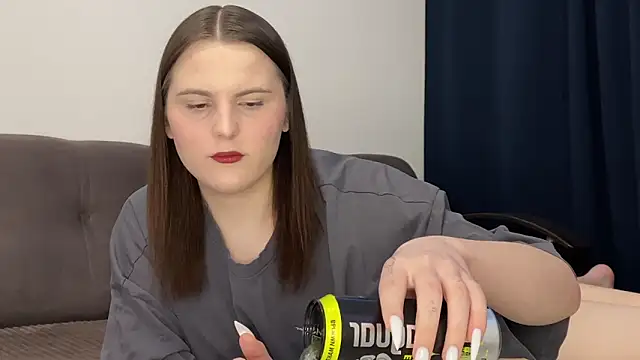 Snapshot of vertul1ana chatting on 21, 12, 2025 vertul1ana online show from 21, 12, 2025