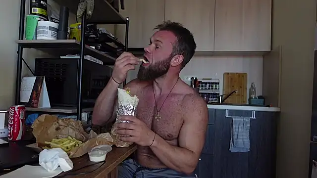 Snapshot of Stewart_Barnz chatting on 2, 3, 2026 Stewart Barnz online show from 2, 3, 2026