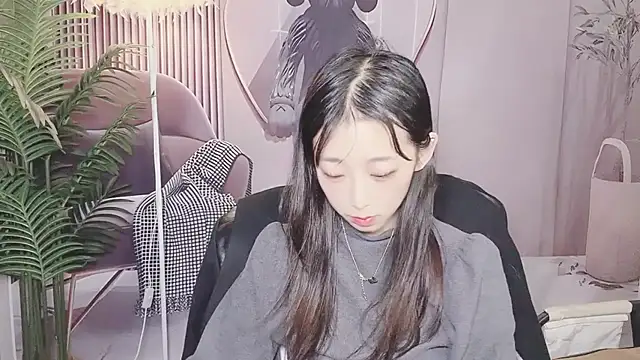 jiangjiang caicai online show from 10, 11, 2025