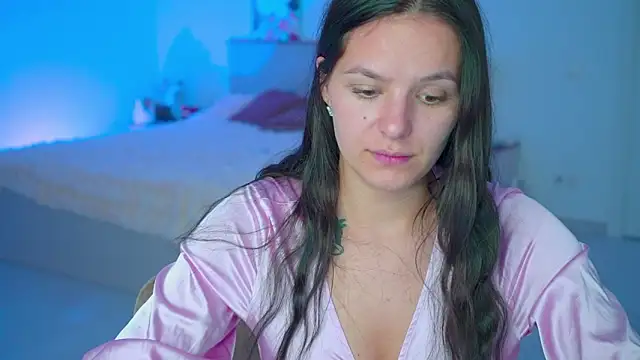 EwelynScott online show from 10, 9, 2025