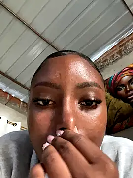 britanyxxs online show from 18, 11, 2025