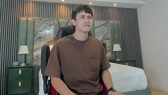 Michael blue online show from 18, 9, 2025