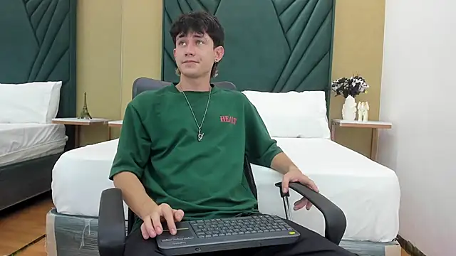 Michael blue online show from 18, 3, 2026