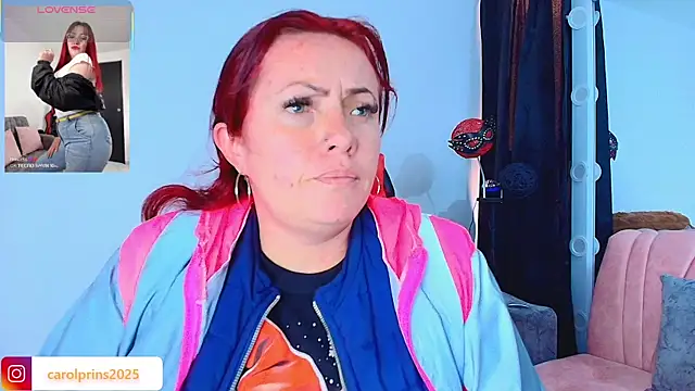 carolinhe  online show from 4, 11, 2025