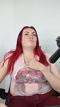 carolinhe  online show from 14, 11, 2025