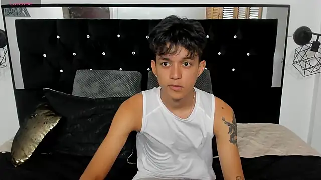 Sebas cat online show from 28, 10, 2025