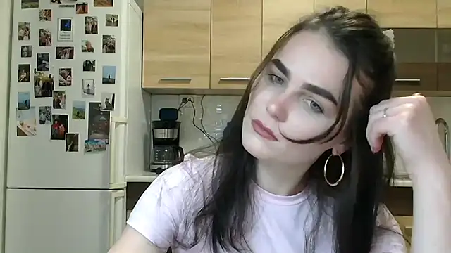 Silviaa a online show from 20, 12, 2025