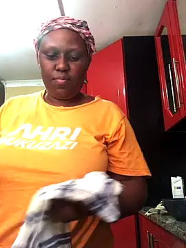 Ebonycurves online show from 11, 9, 2025