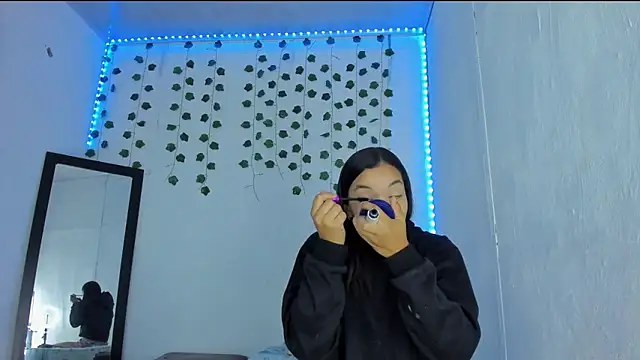 Snapshot of PureFire20 chatting on 17, 10, 2025 PureFire20 online show from 17, 10, 2025