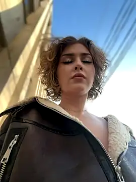 KellyKeler online show from 28, 11, 2025