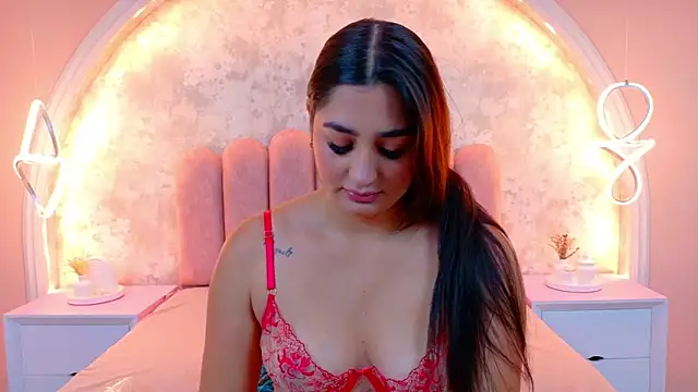 JasmineRhodes online show from 4, 11, 2025