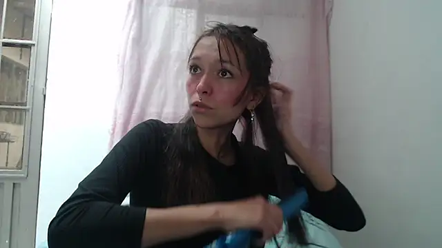 Zafira Mayeers online show from 25, 9, 2025