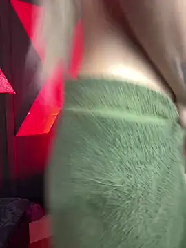 Snapshot of abrilbigcock chatting on 9, 2, 2026 abrilbigcock online show from 9, 2, 2026