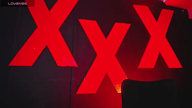 Snapshot of abrilbigcock chatting on 9, 3, 2026 abrilbigcock online show from 9, 3, 2026